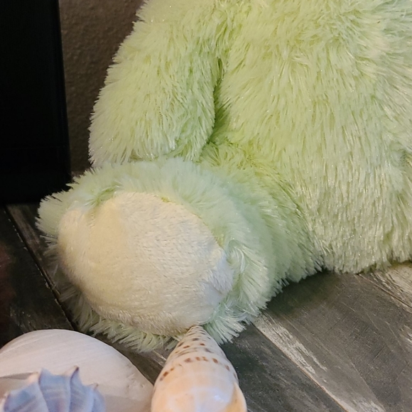 NWOT  SOFT PLUSH GREEN YELLOW FROG STUFFED ANIMAL - Picture 4 of 16